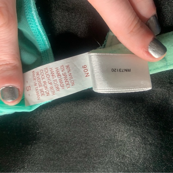 Frederick’s of Hollywood top - Picture 11 of 14